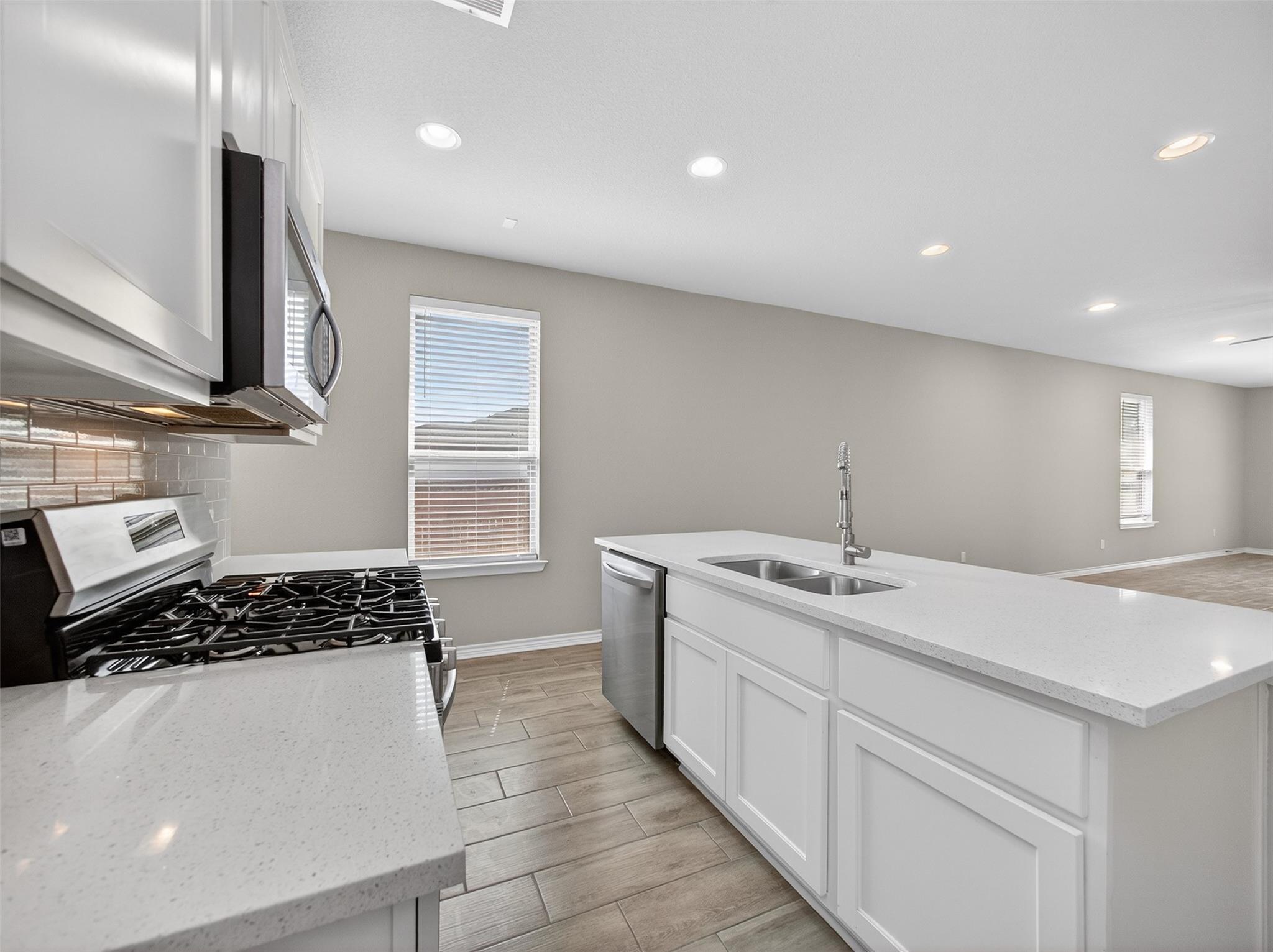 521  Rearing Mare Pass, photo 10