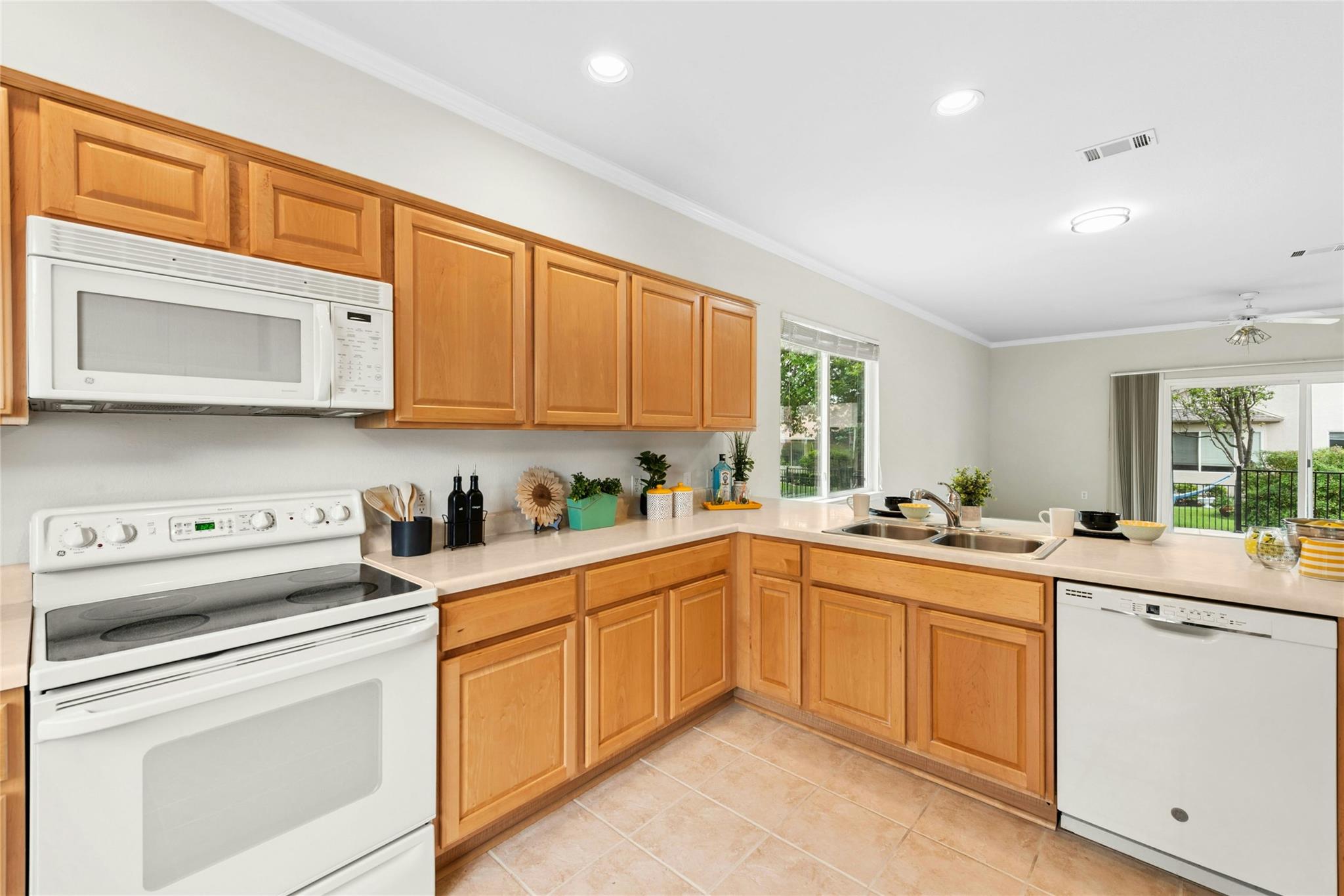 402  Colorado River Rd, photo 11