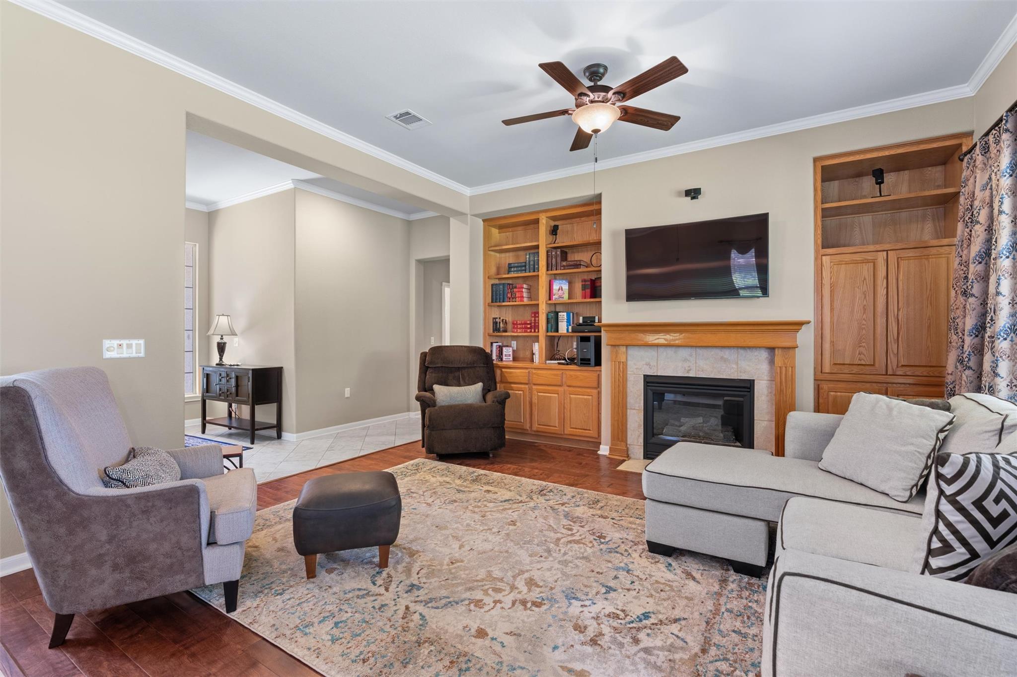 110  Persimmon Ln, photo 3