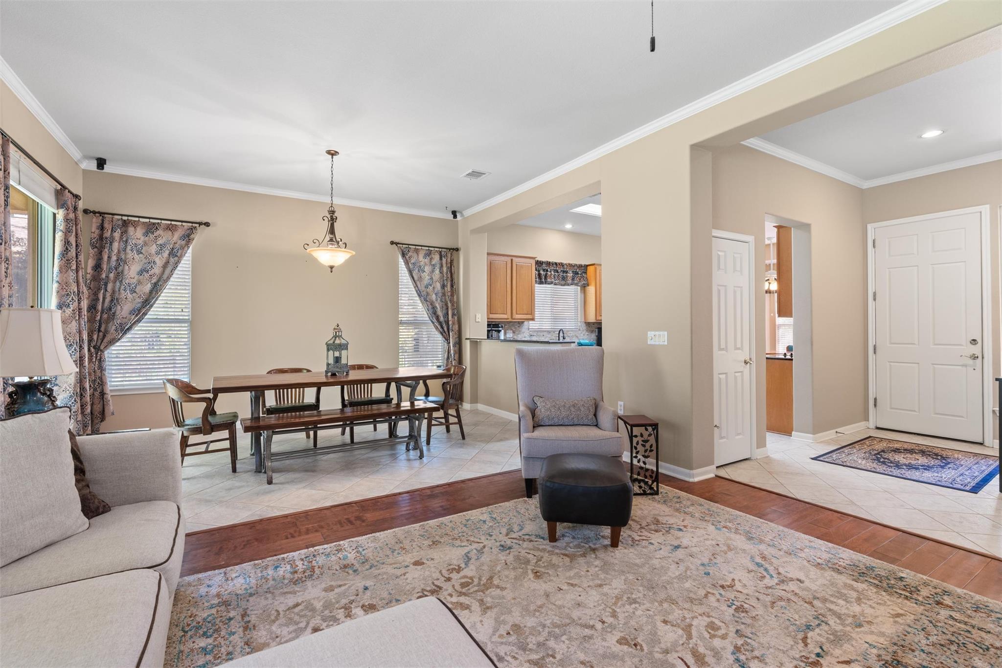 110  Persimmon Ln, photo 6
