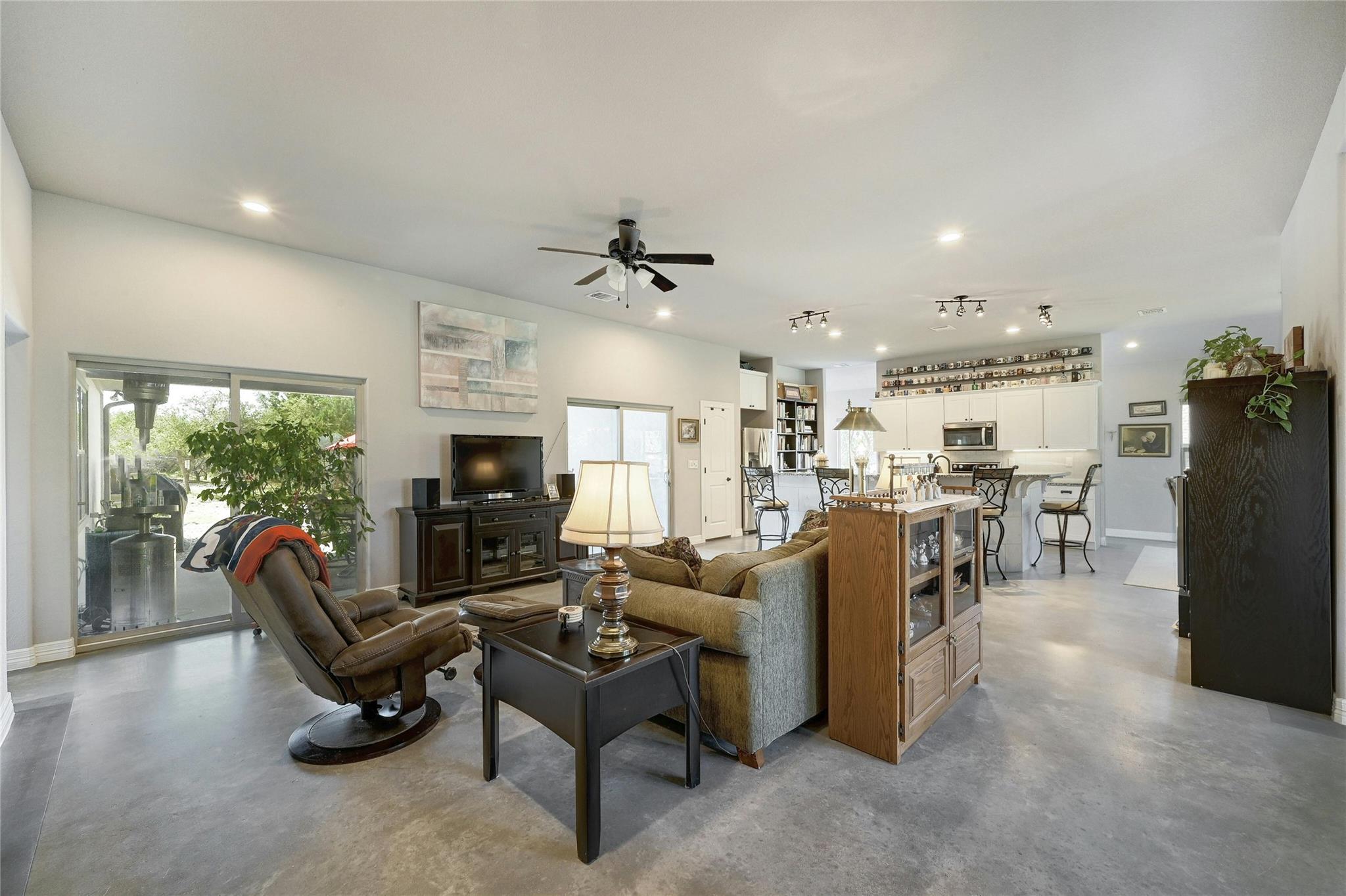 19908  Victoria Chase Rd, photo 8