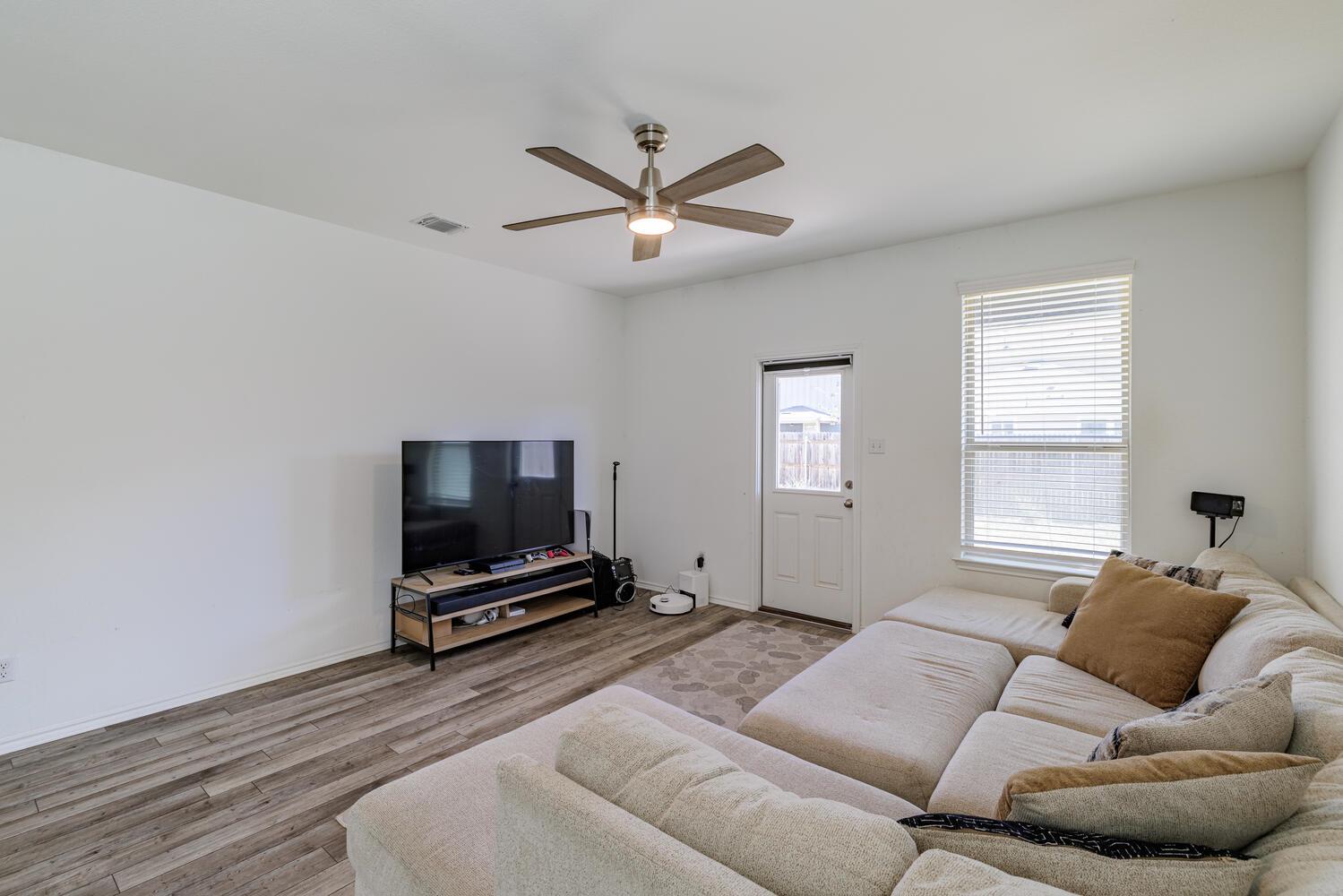 1620  Holly Lake Dr, photo 9