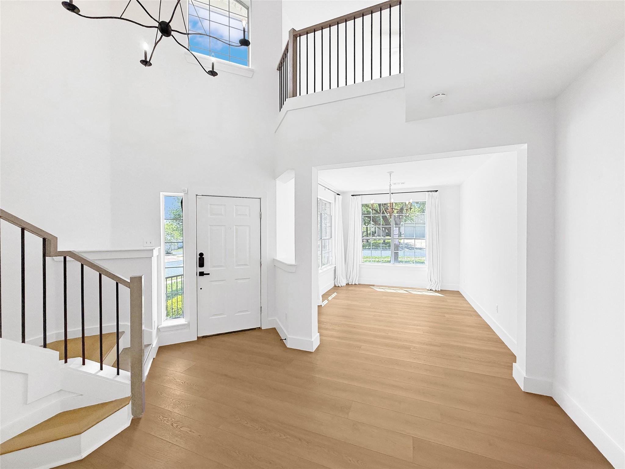 14813  Slingshot Rd, photo 3