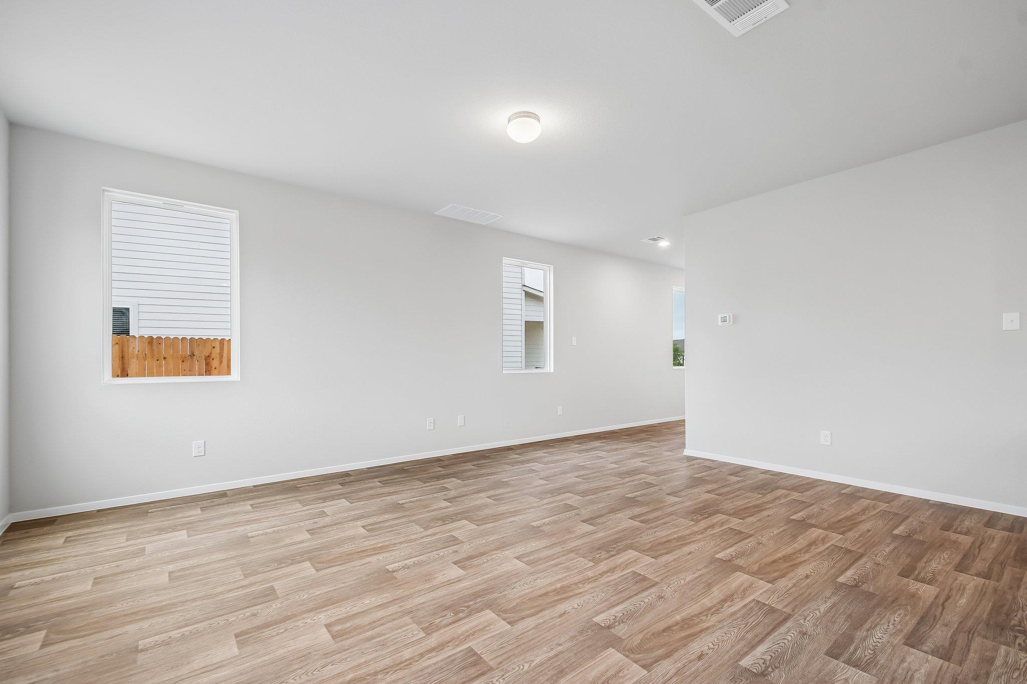 383  Jade St, photo 11