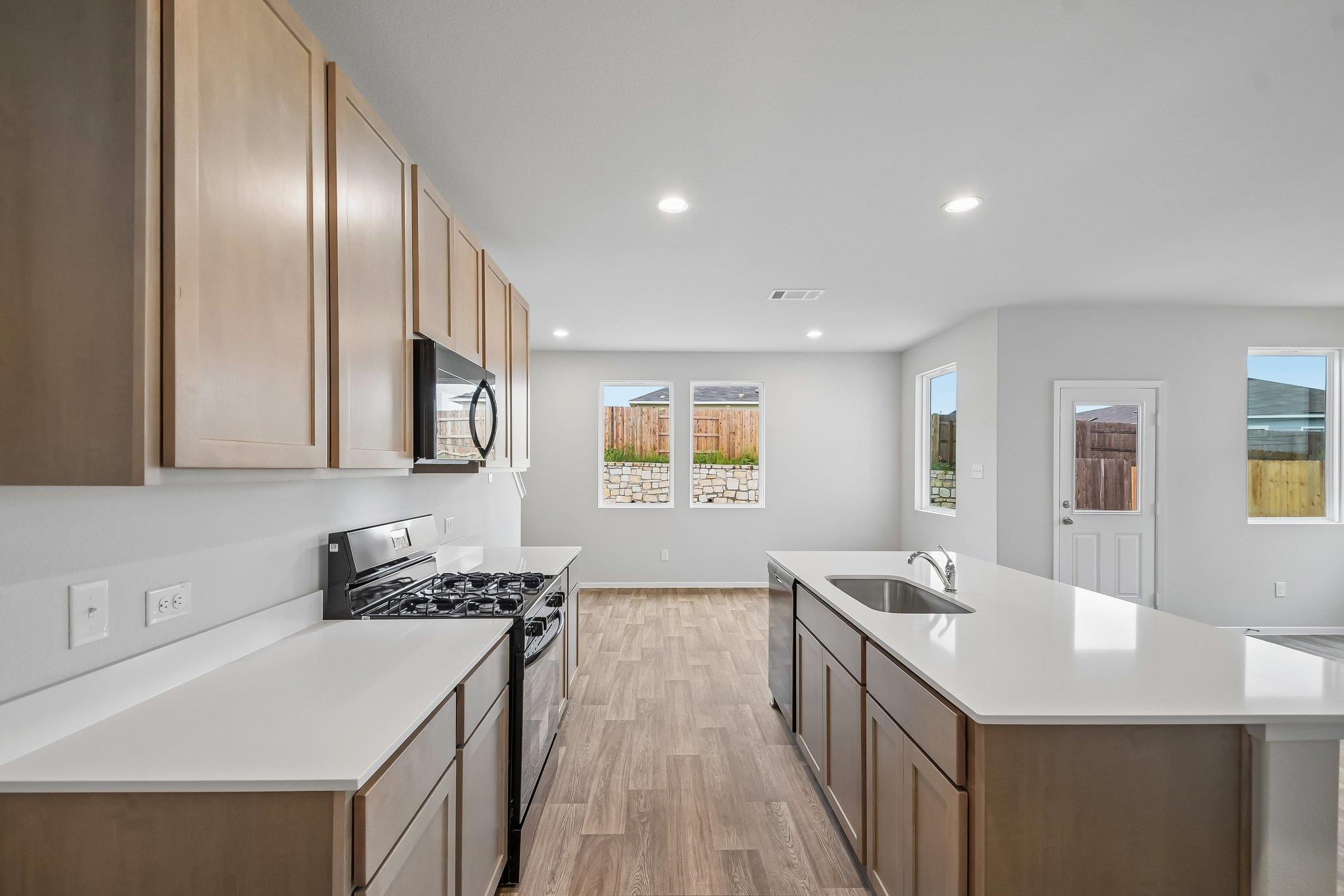 383  Jade St, photo 6
