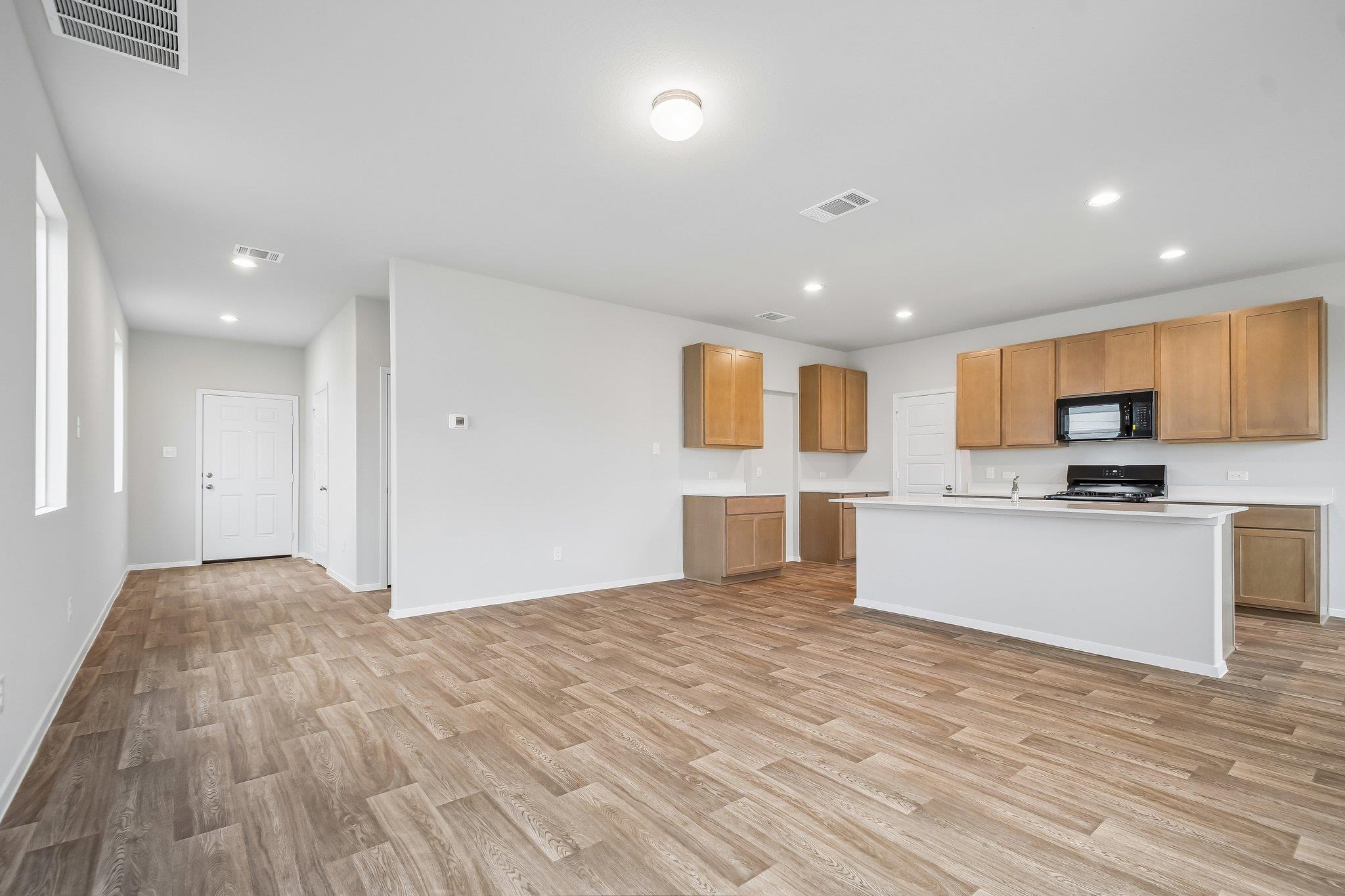 383  Jade St, photo 9