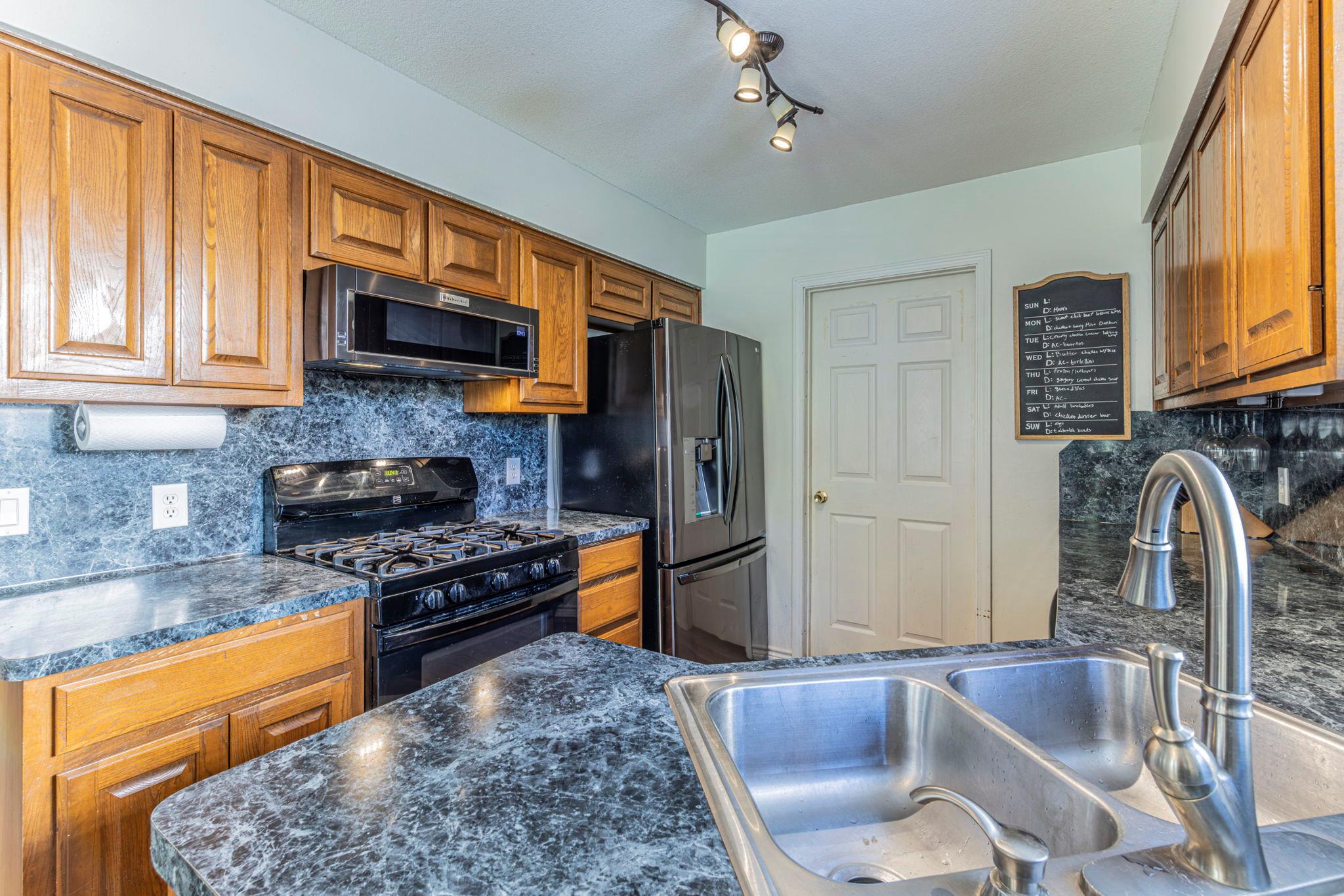 2402  Susan Ln, photo 6