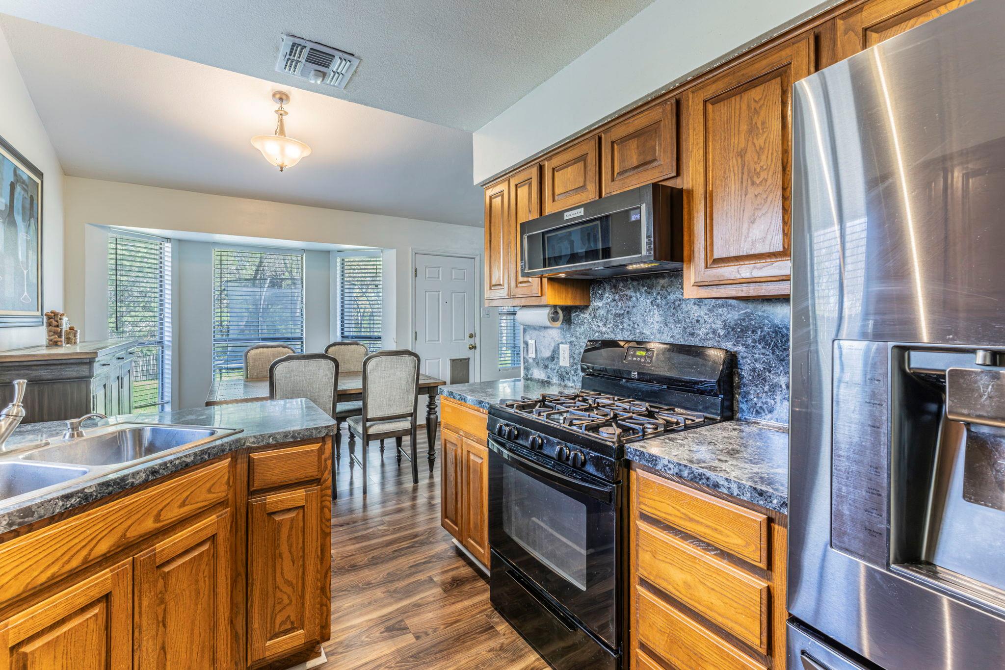 2402  Susan Ln, photo 7