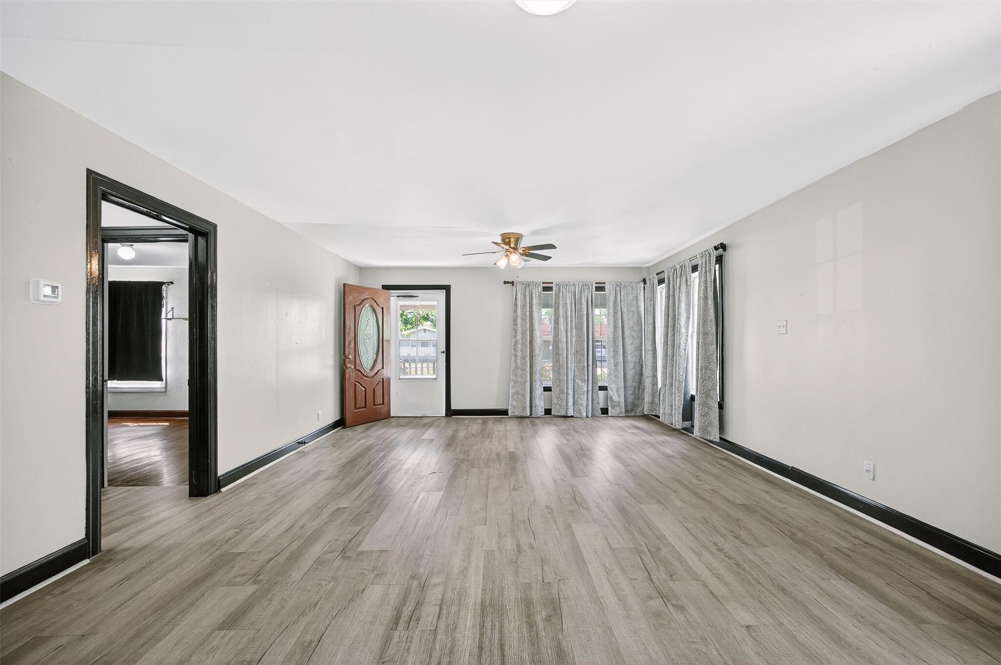 204  Taylor St, photo 6