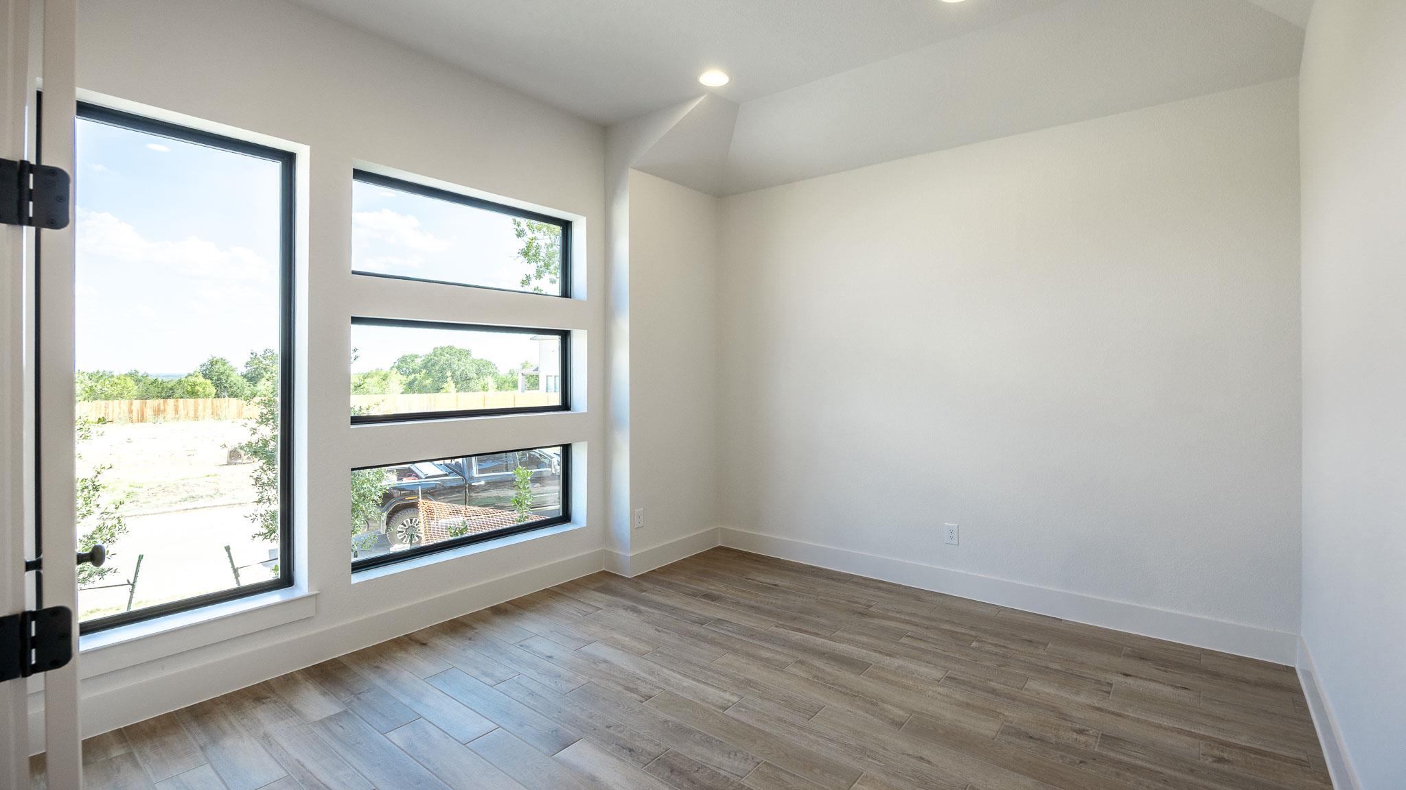 1348  Cypress Paul St, photo 10