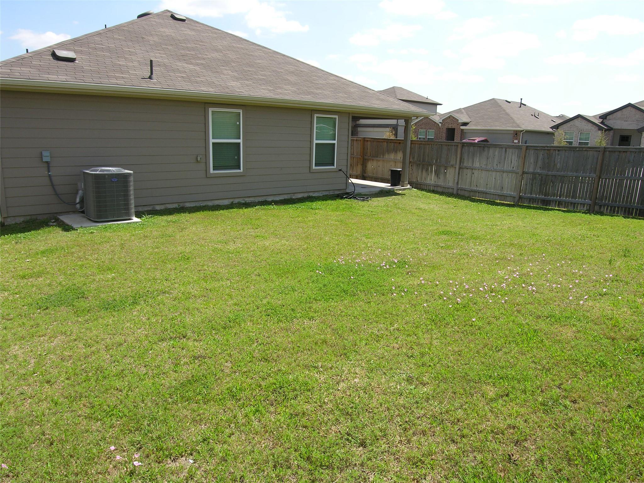 13700  Dismuke Dr, photo 6