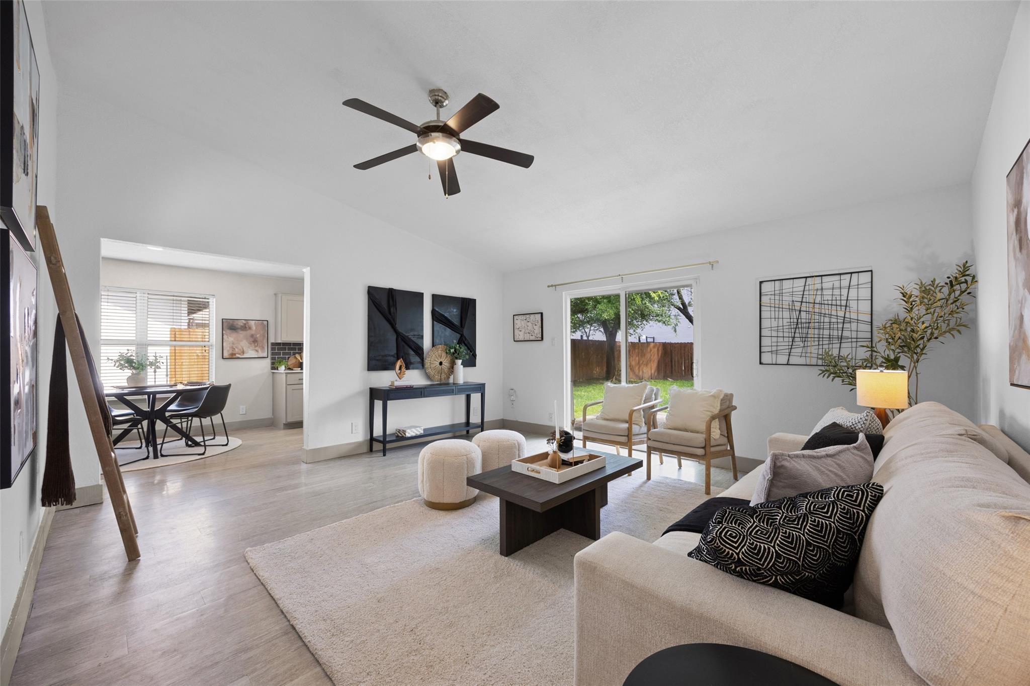 704  Buckingham Pl, photo 3