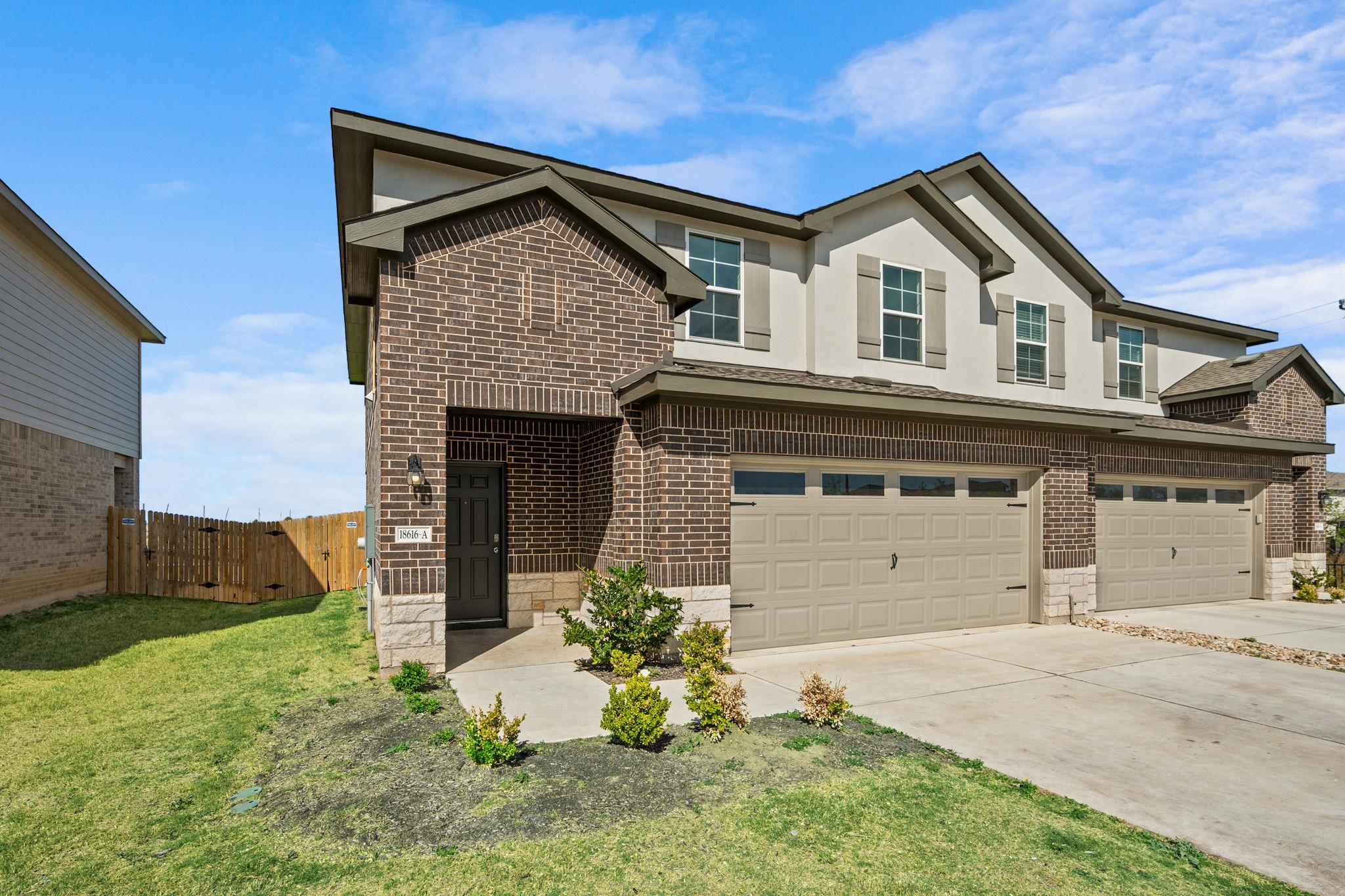 18616-A  Cremello Dr, photo 2
