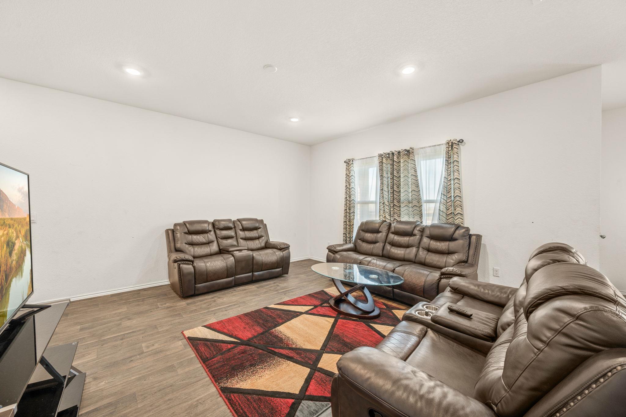 18616-A  Cremello Dr, photo 5