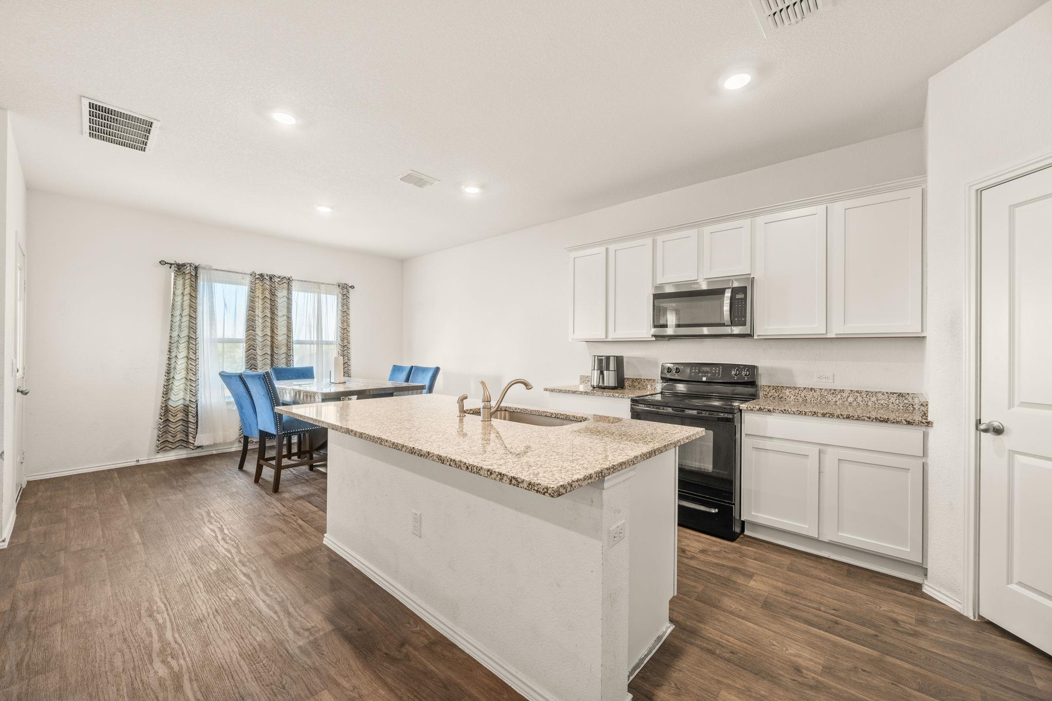 18616-A  Cremello Dr, photo 7