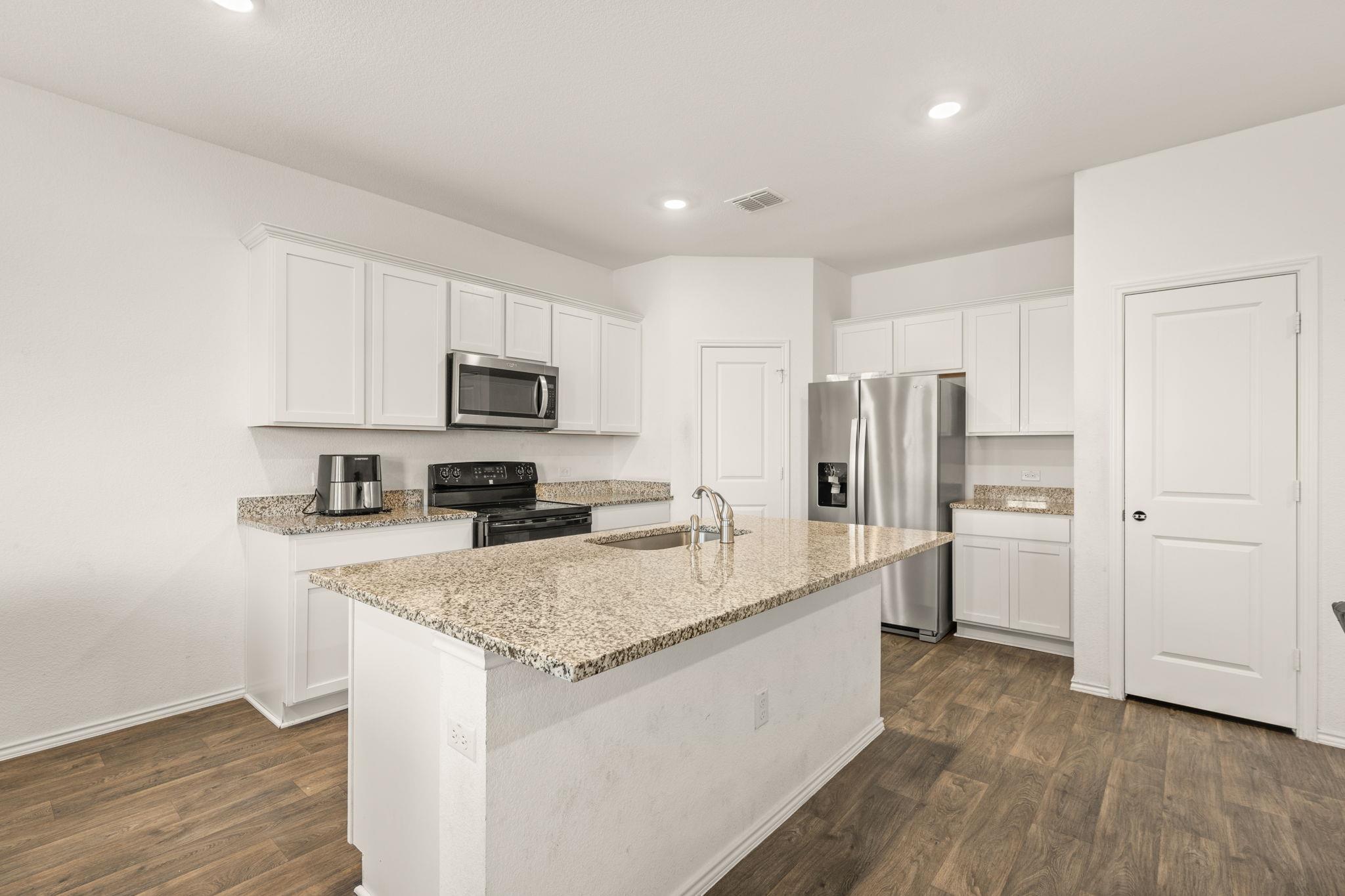 18616-A  Cremello Dr, photo 8