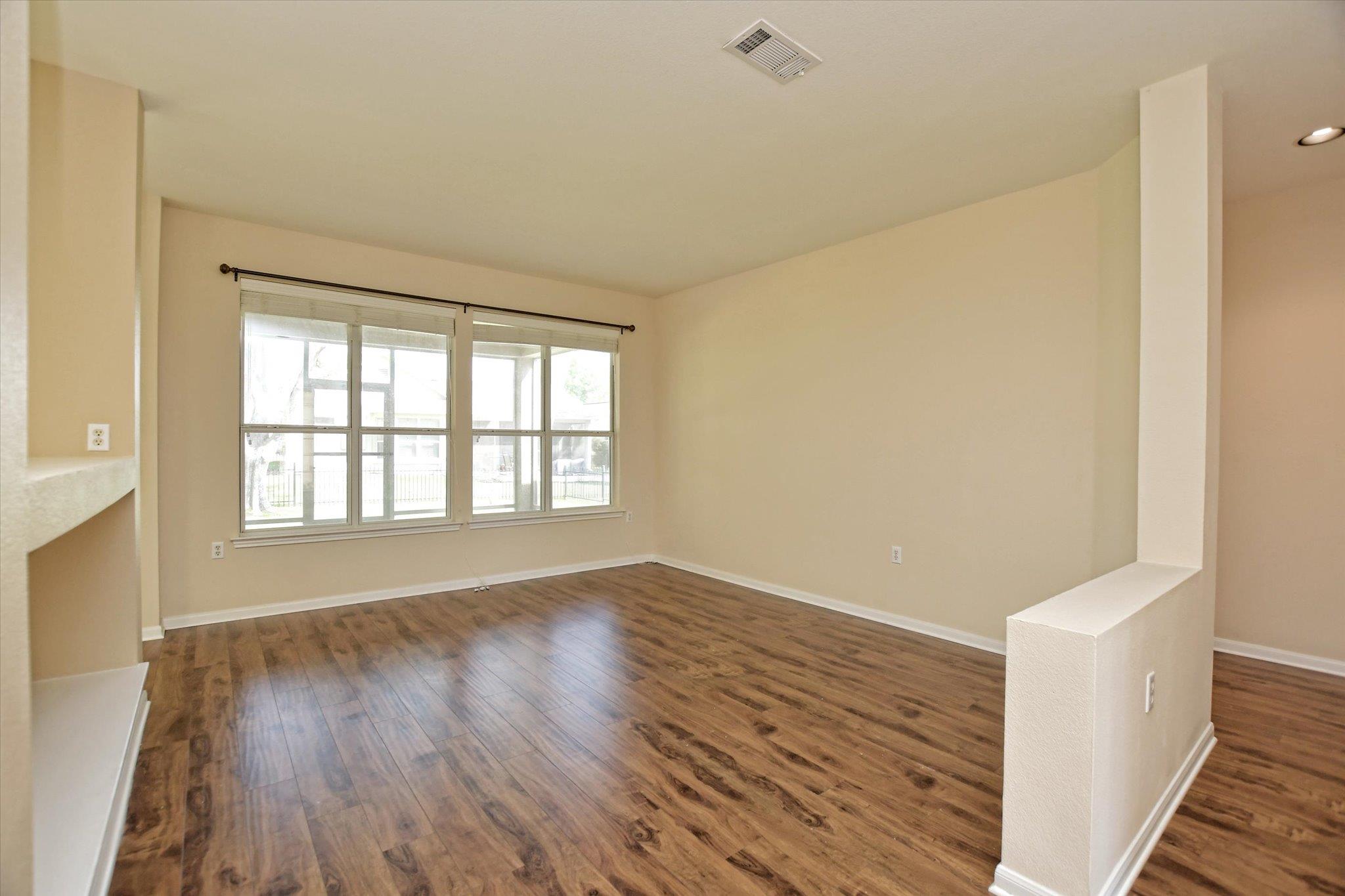 112  Bluebell Dr, photo 7