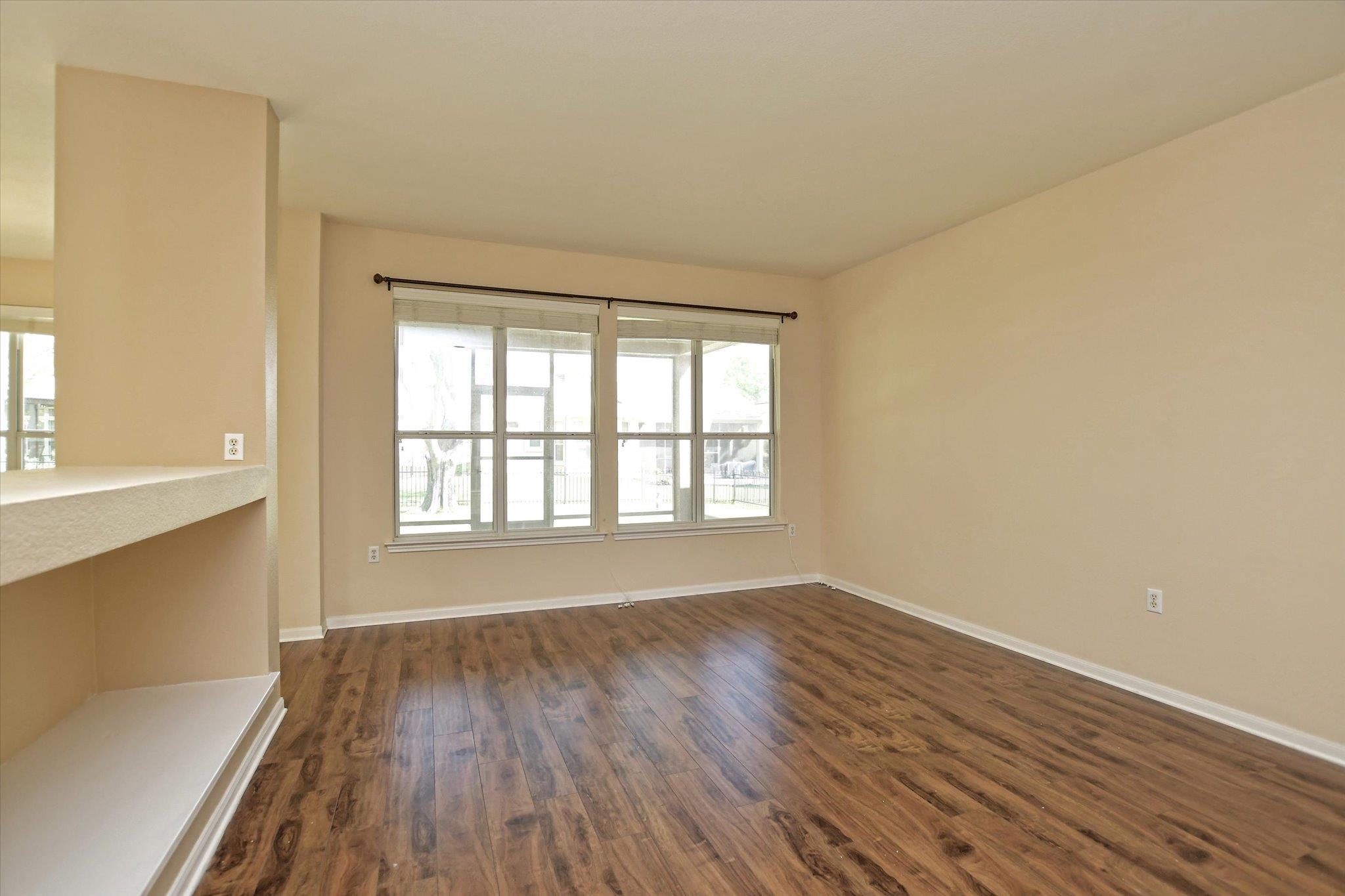 112  Bluebell Dr, photo 9