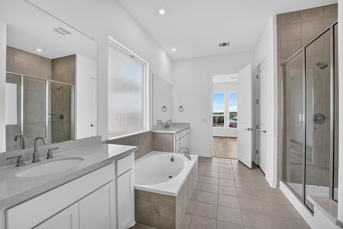 227  Belmont Way, photo 4