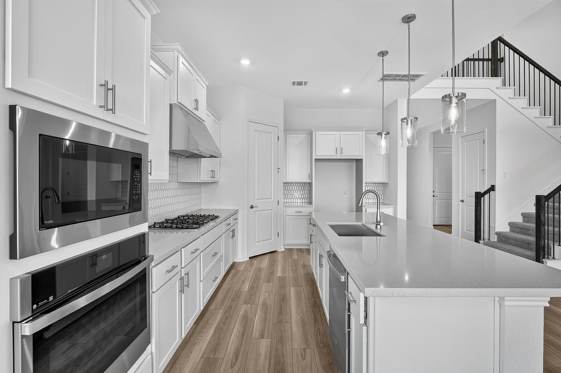 227  Belmont Way, photo 6