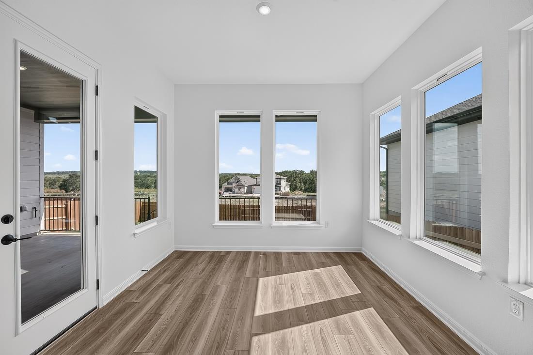 229  Belmont Way, photo 9