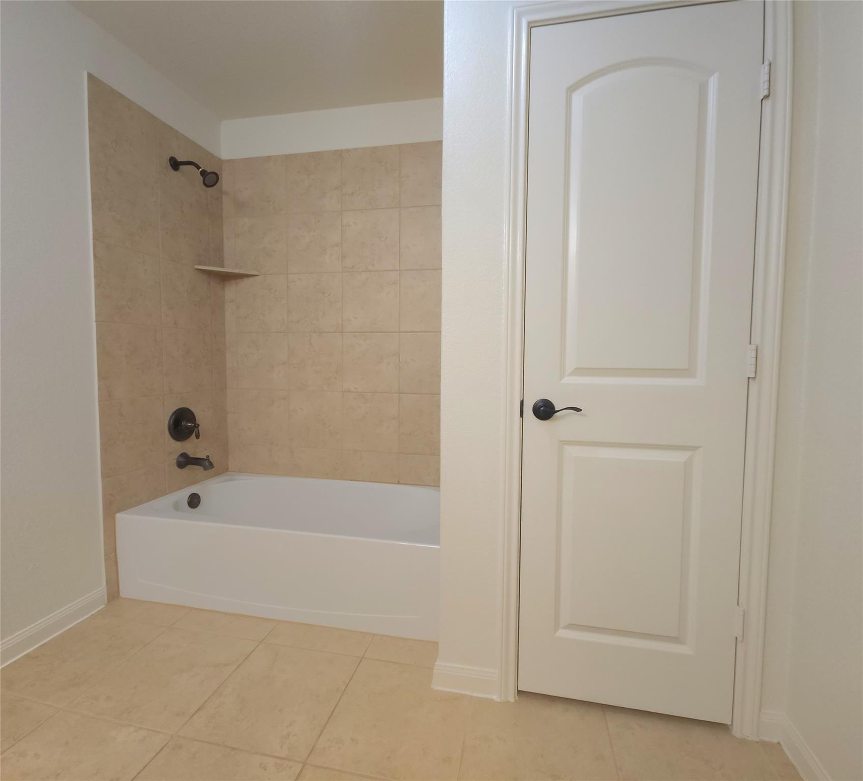 1616  Treeta Trl, photo 11