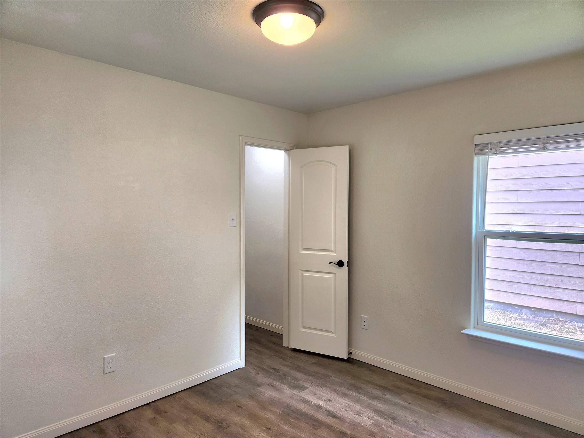 1616  Treeta Trl, photo 12