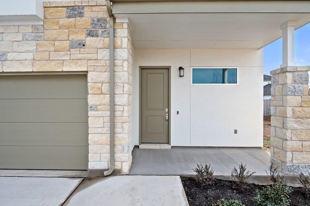 2205  Cento Walk, photo 2