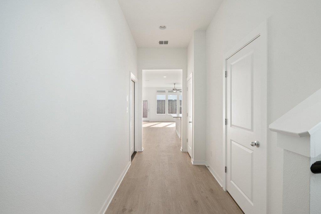 2205  Cento Walk, photo 4