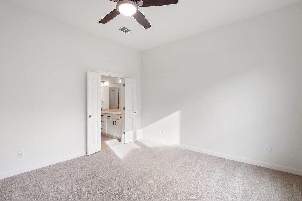 2205  Cento Walk, photo 10