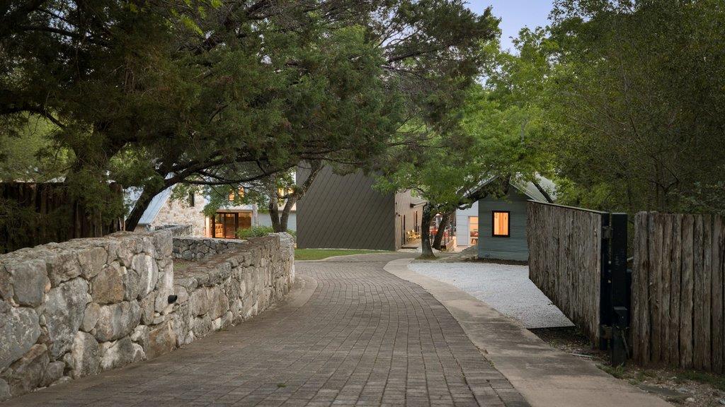 4707  Peace Pipe Path, photo 3