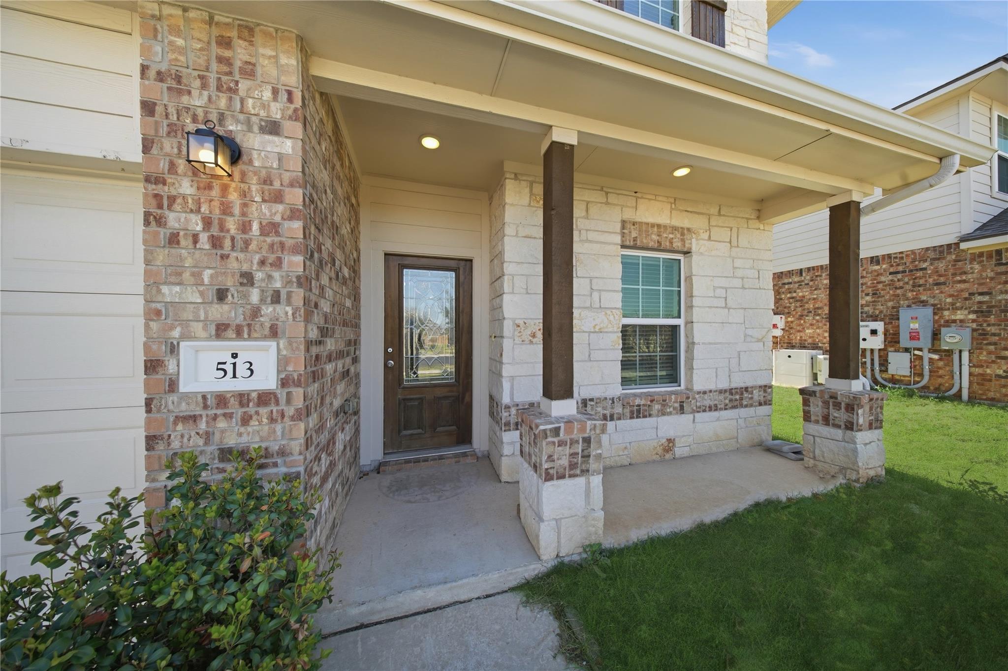 513  Warlander Way, photo 3