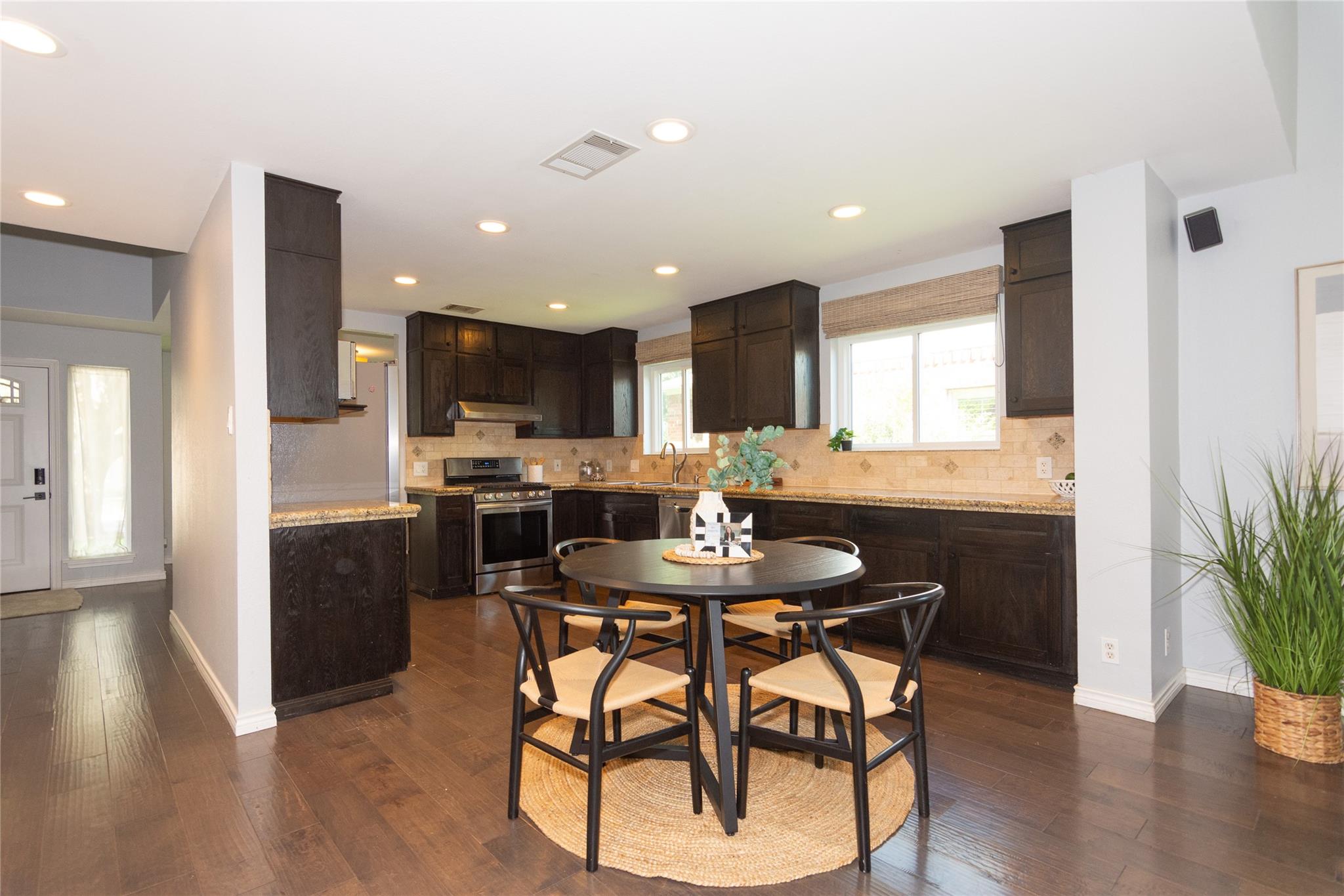 2605  Oakwood Glen Dr, photo 11