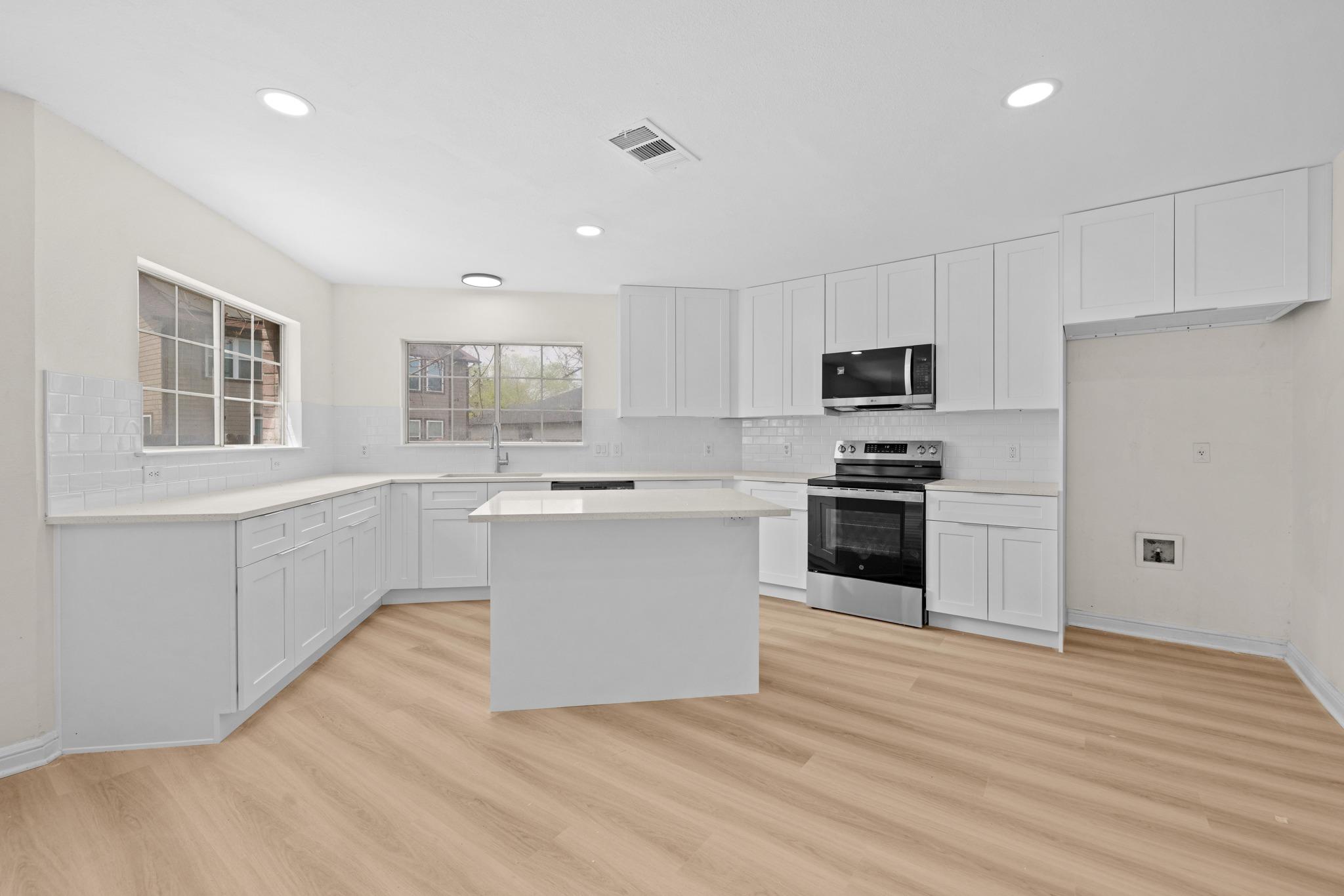 1181  Forest Bluff Trl, photo 9