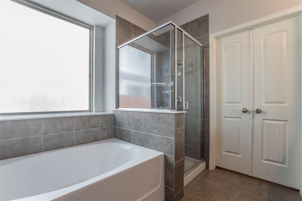 352 S Brook Dr, photo 11