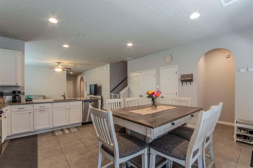 352 S Brook Dr, photo 8