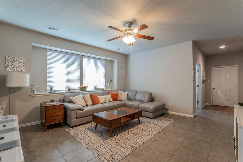 352 S Brook Dr, photo 9