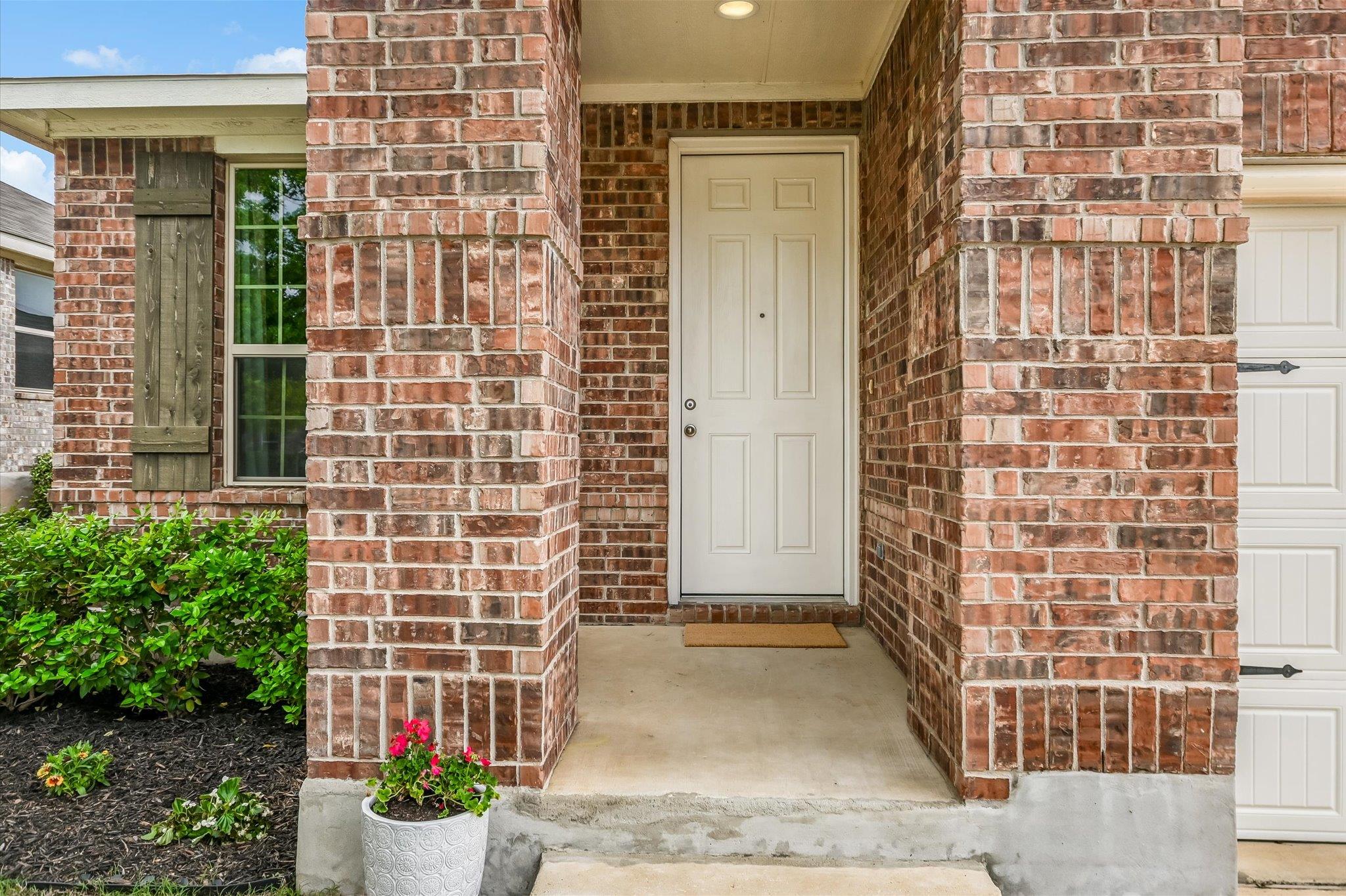 1504  William Bee Dr, photo 2
