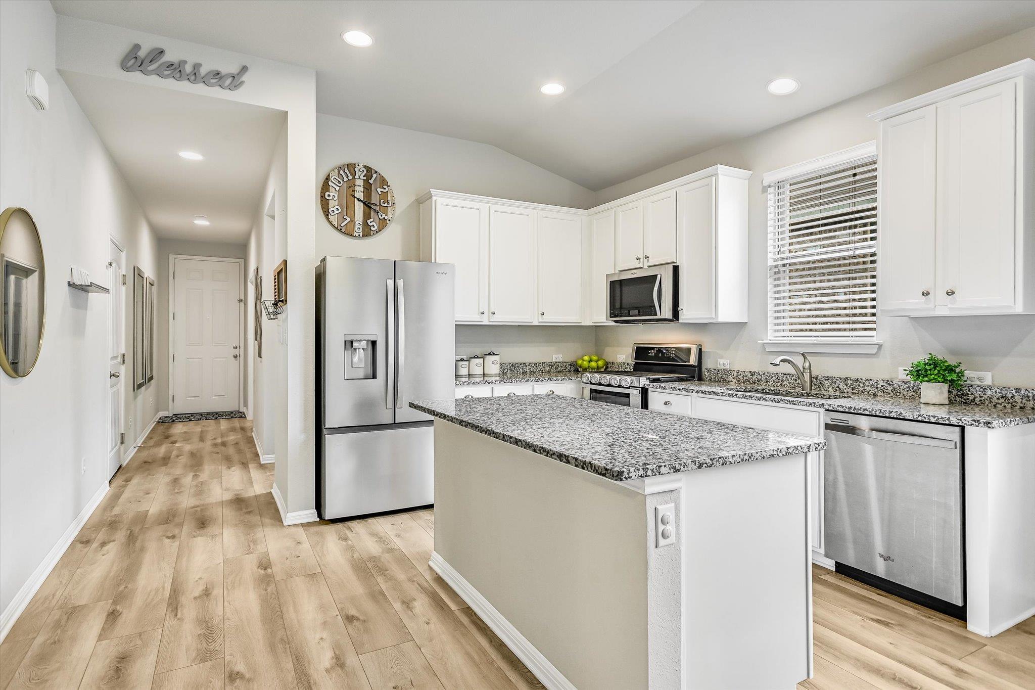 1504  William Bee Dr, photo 7