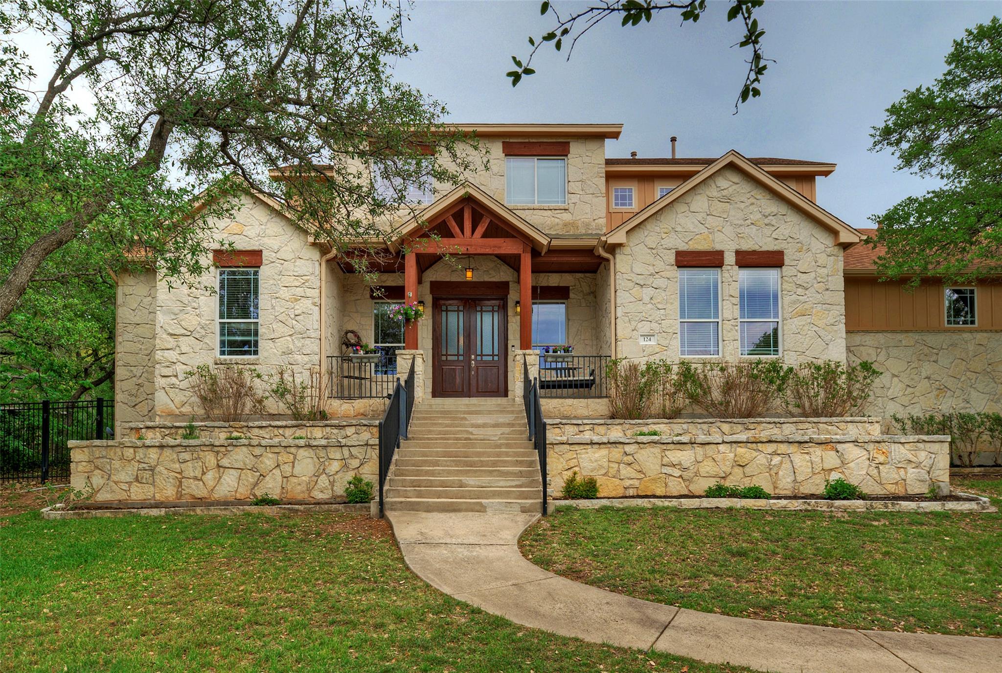 124  Summer Oak Ct, photo 3