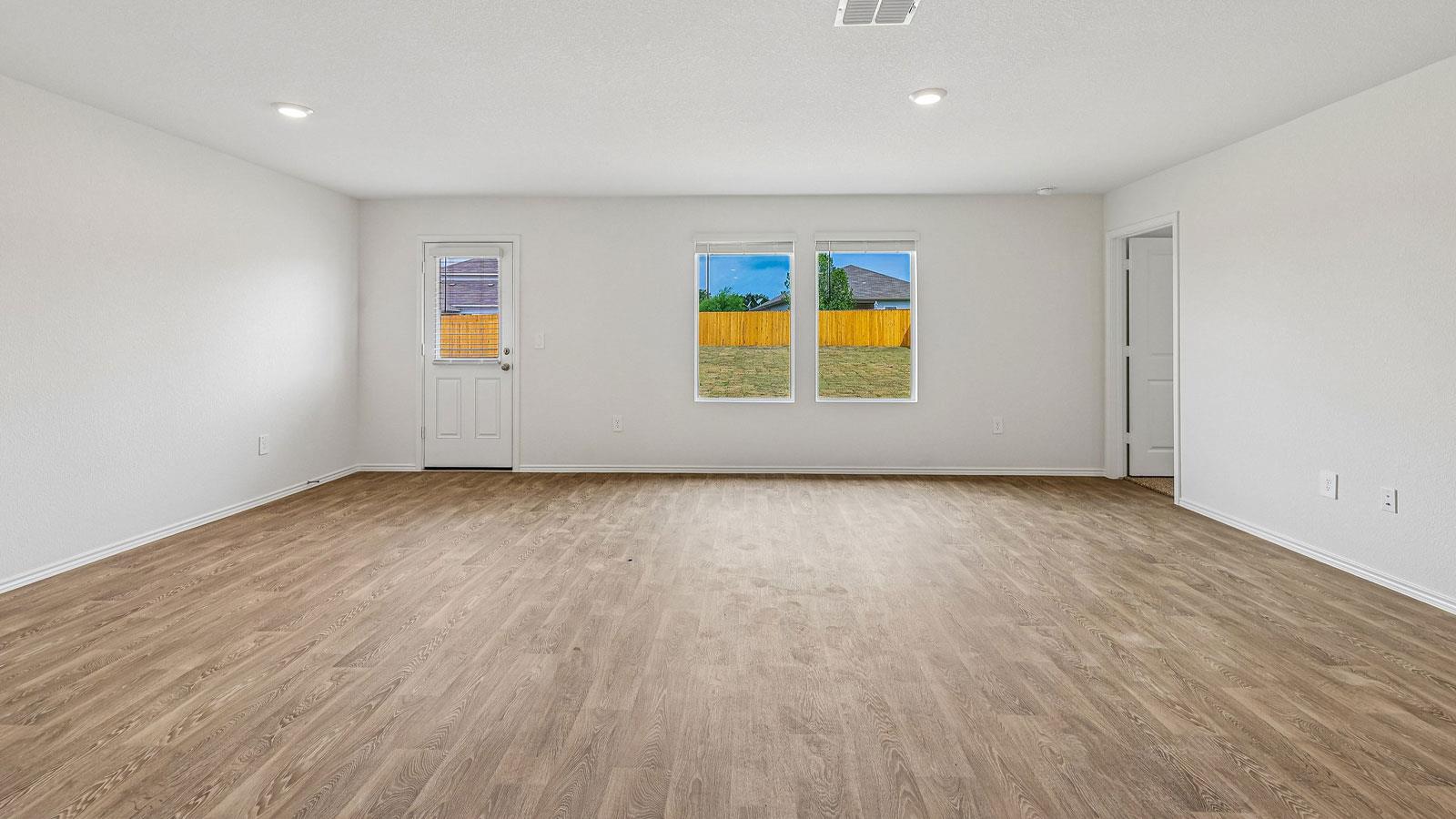 141  Belton Dr, photo 7