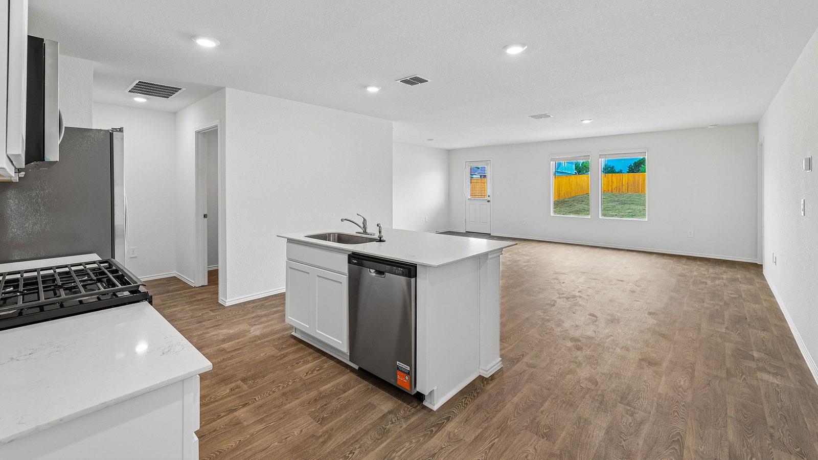 141  Belton Dr, photo 8