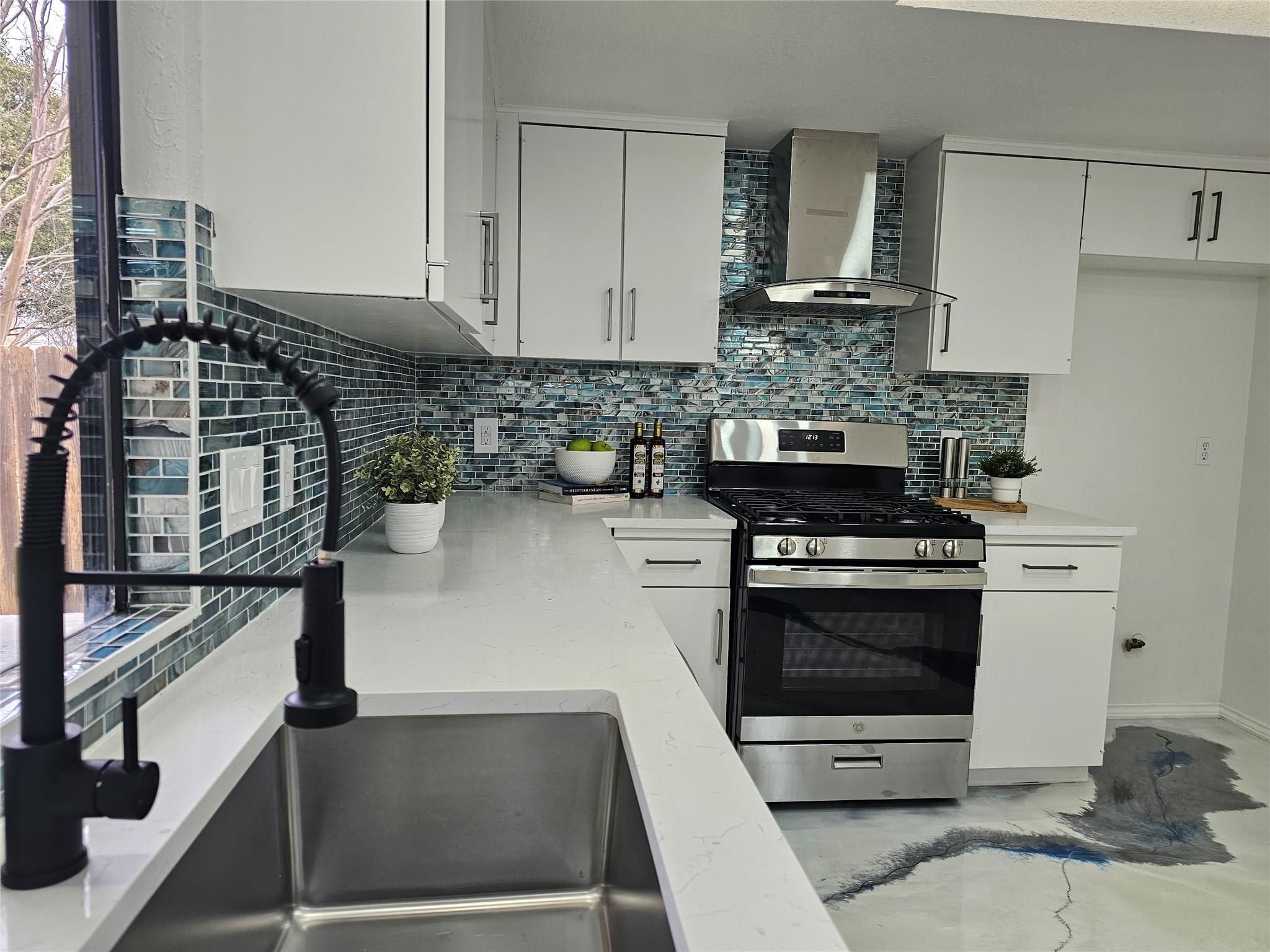 10706  Berthound Dr, photo 9
