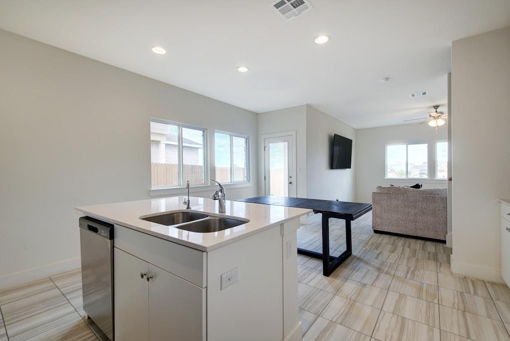413  White Steppe Way, photo 11