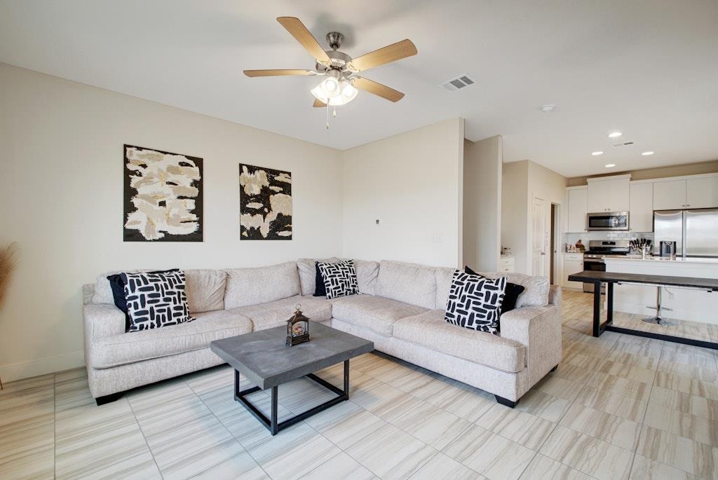 413  White Steppe Way, photo 6