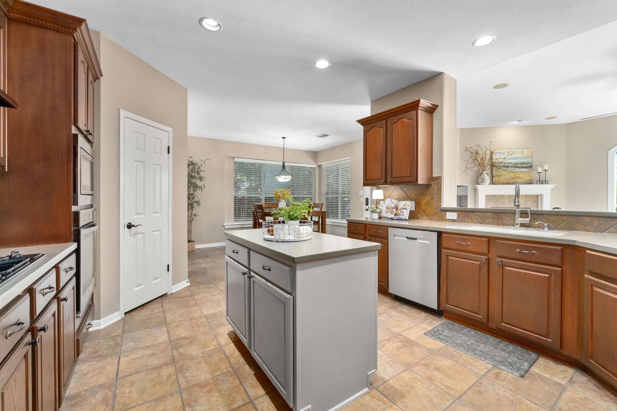 2705  Wolkin Cv, photo 11