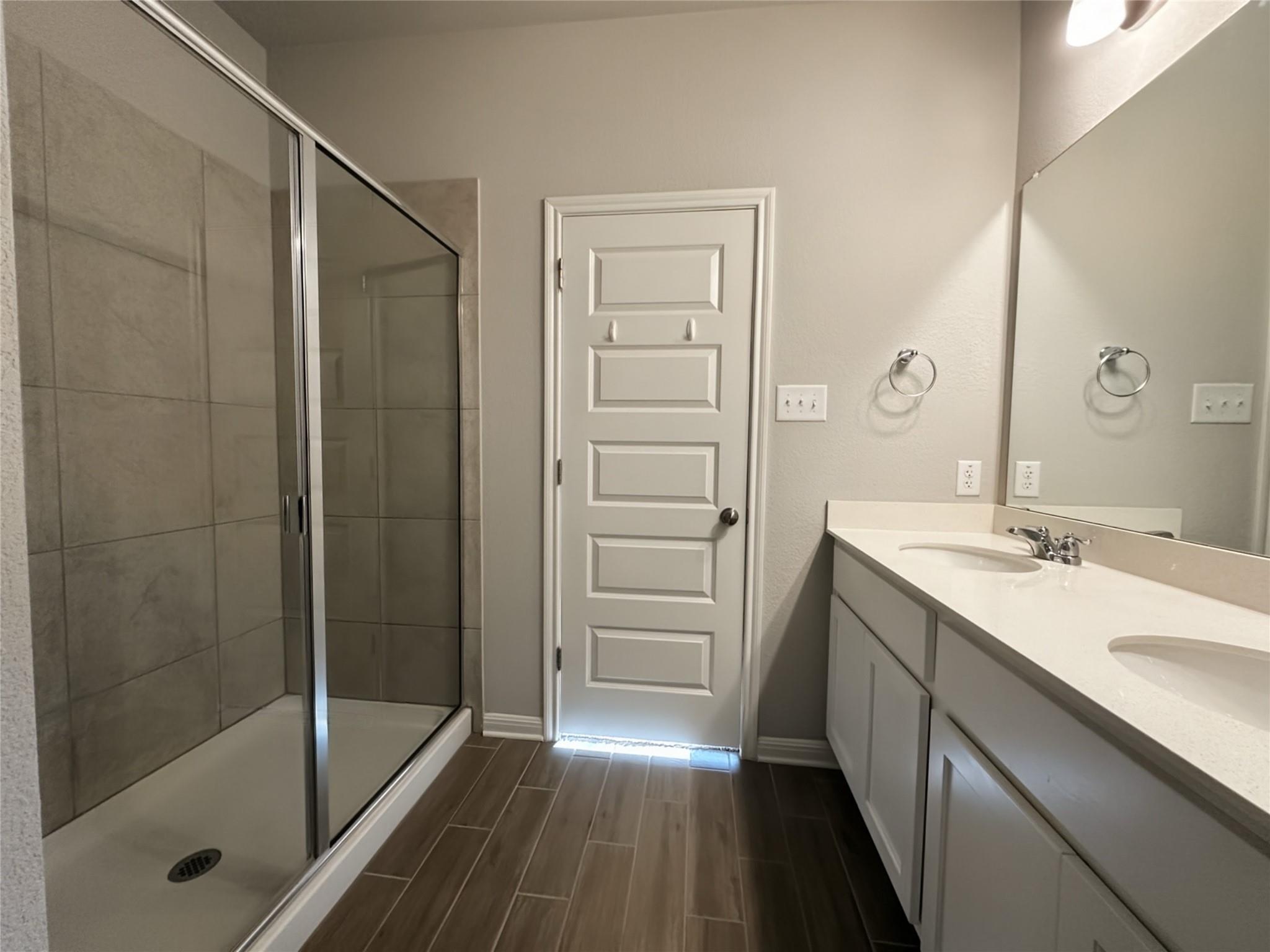 243  Kellys Heroes Way, photo 9
