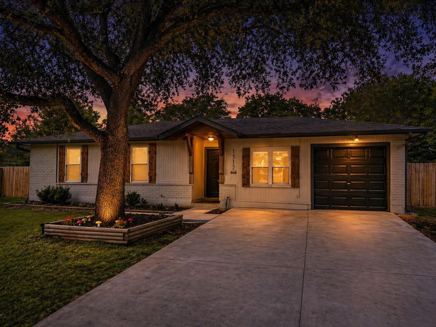 1512 W Mesa Park Dr, photo 2
