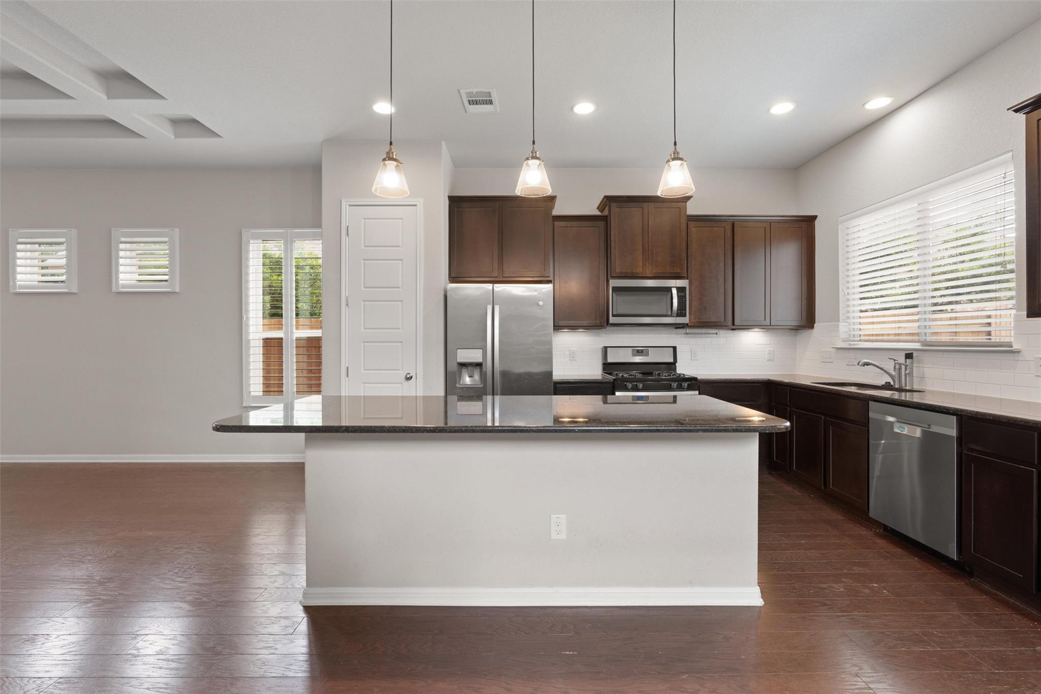 1008  Clearwing Cir, photo 5