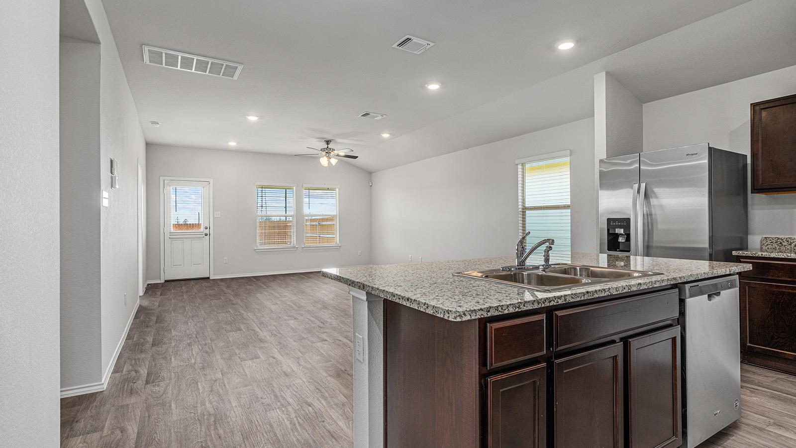 152  McNamara Ct, photo 4